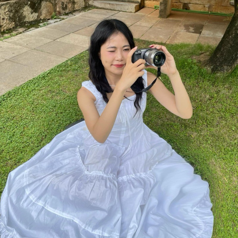 Ms. Hang Dang